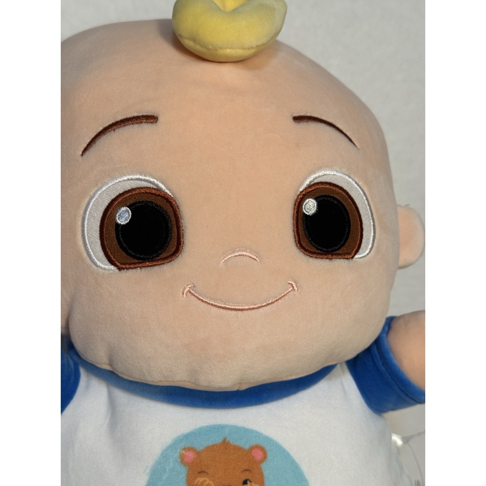 Jazwares SQCM00041 Squishmallows Original CoComelon HugMees 14-Inch JJ - Large - Picture 2 of 9